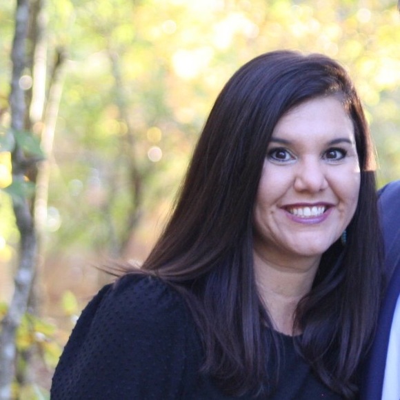 Meet your Posher, Elizabeth - Picture 1 of 1